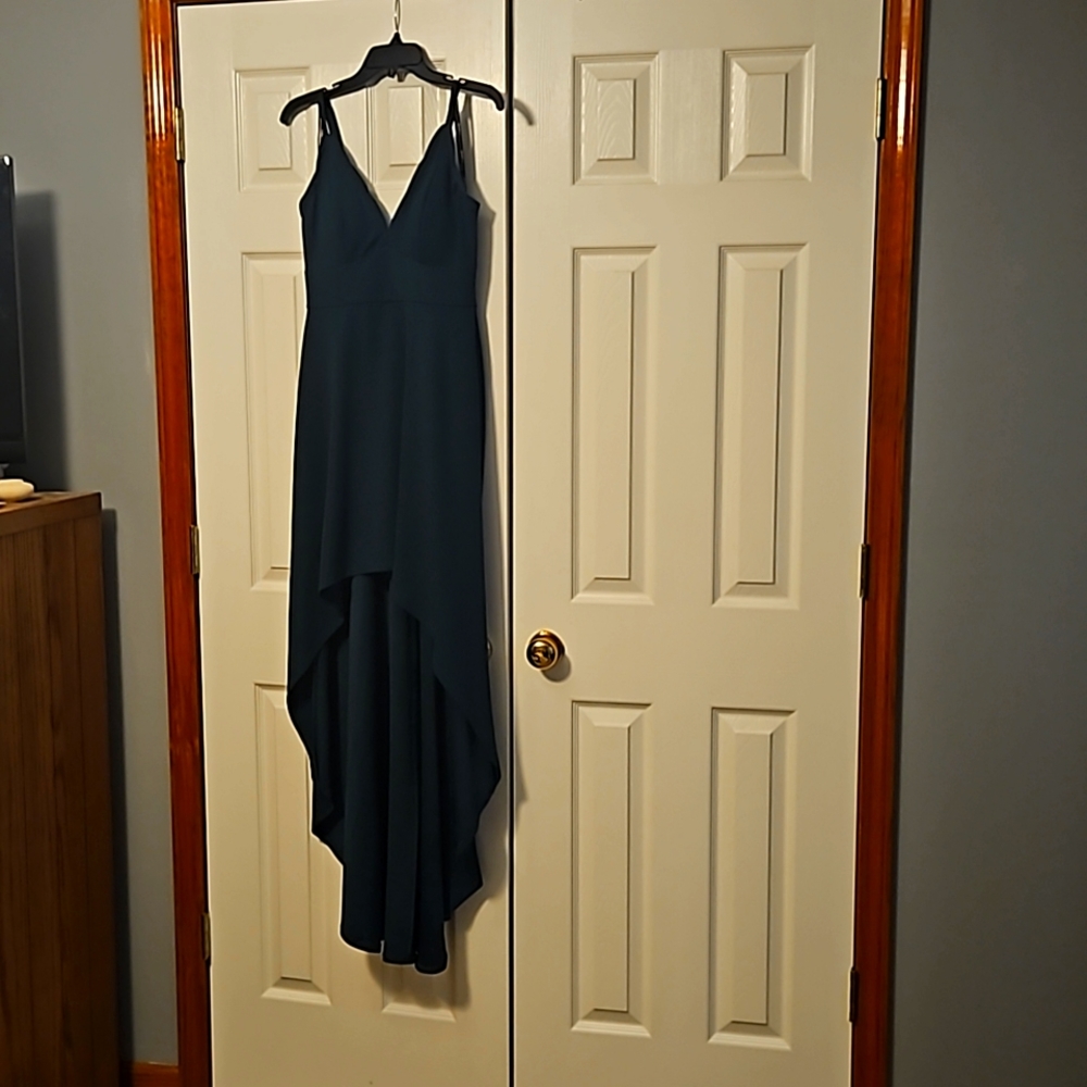 Speechless David's Bridal semi formal dress size 8 hunter Green